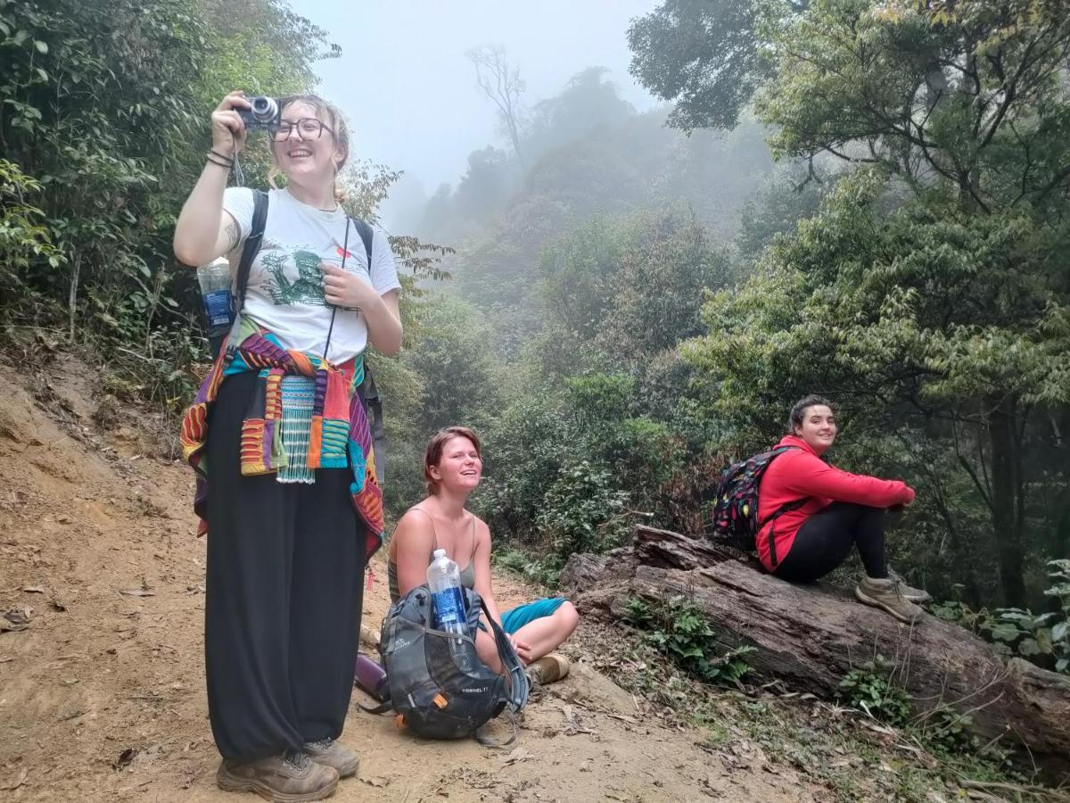 Indigenous Homestay- Trek- Food- Bus Mu Cang Chai Екстер'єр фото
