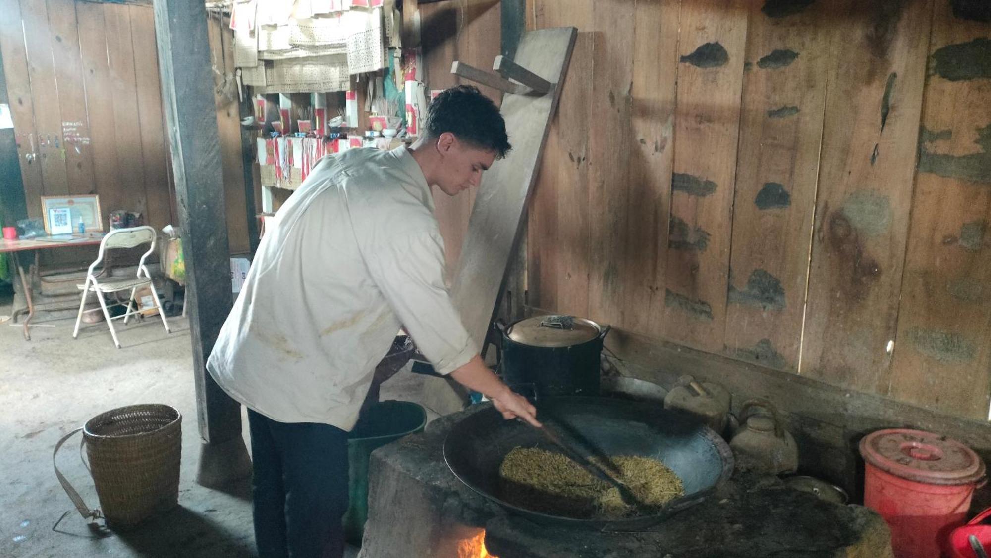 Indigenous Homestay- Trek- Food- Bus Mu Cang Chai Екстер'єр фото